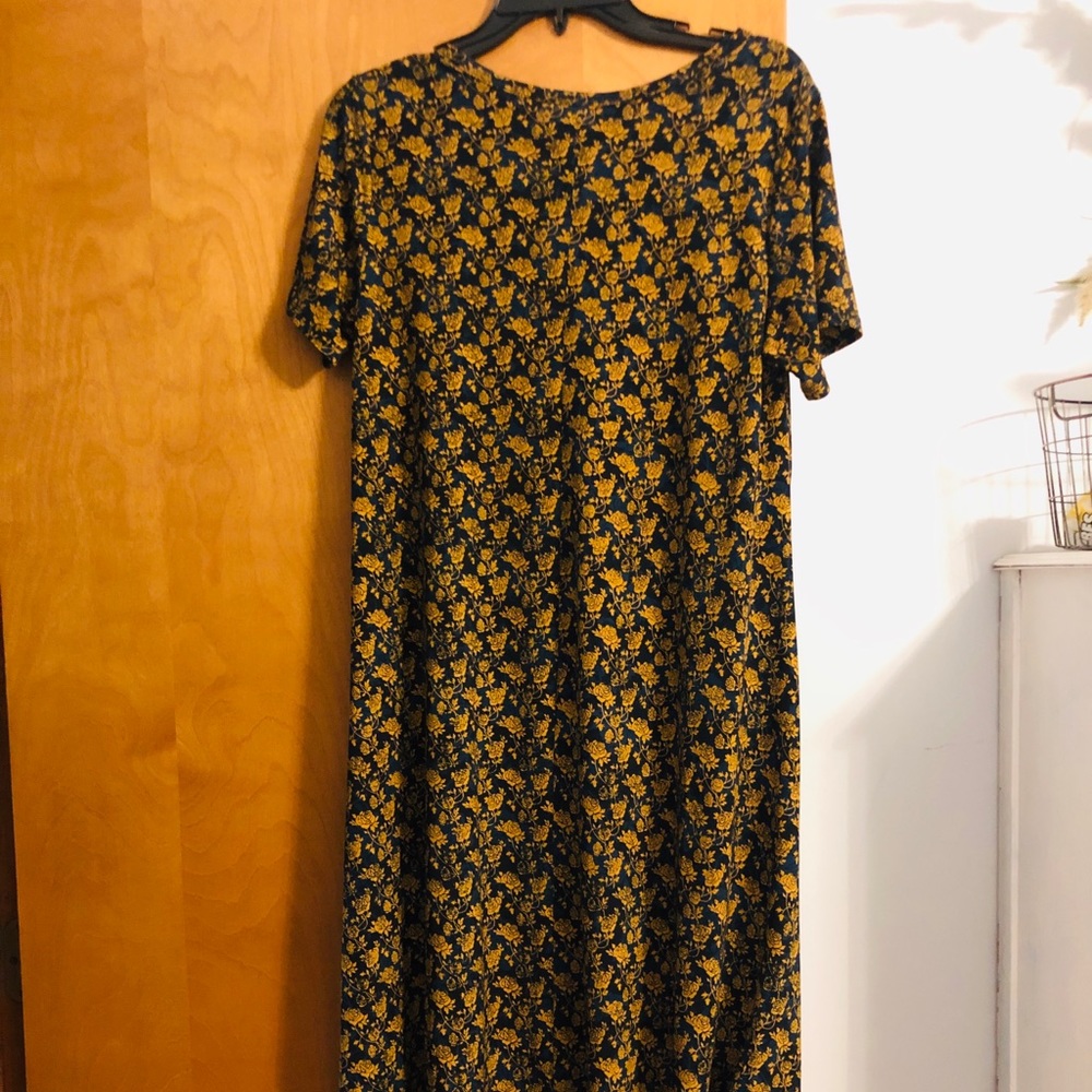 Beautiful Carly dress.